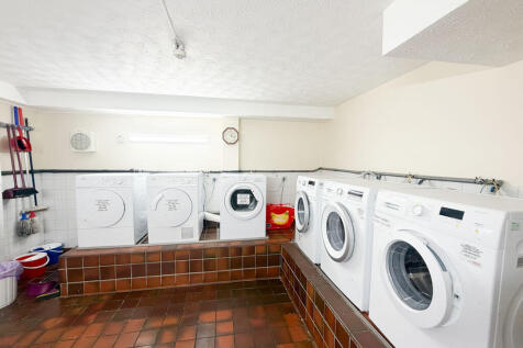 Communal washing 