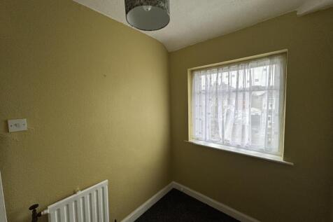 3 bed, 1 bath Semi-Detached in Birmingham - Photo 22