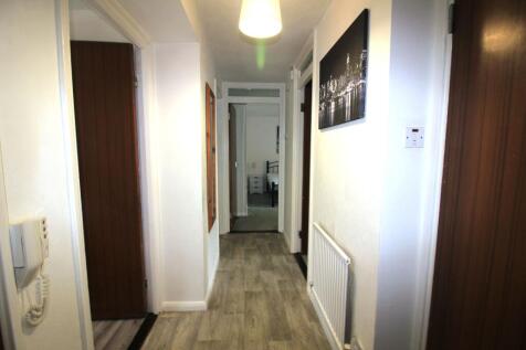 Flat 4 Sorrell Drive, Hazelwood Road, Acocks Green, Birmingham, B27 photo 4