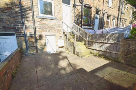 3eca2e0e-Garden 2...