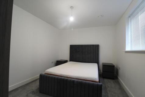Sheepfold Lane, Cambourne, Cambridge, Cambridgeshire photo 5