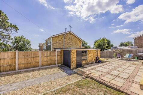 29 Wraysbury Park Drive, Emsworth-PorticoMarketing