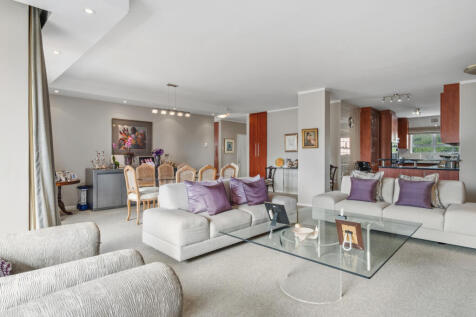 Lounge onto Dining