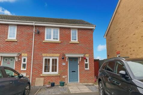 Newport, NP11 - property photo