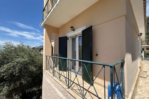 Side balcony