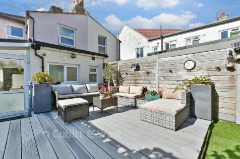 Patio / Decking