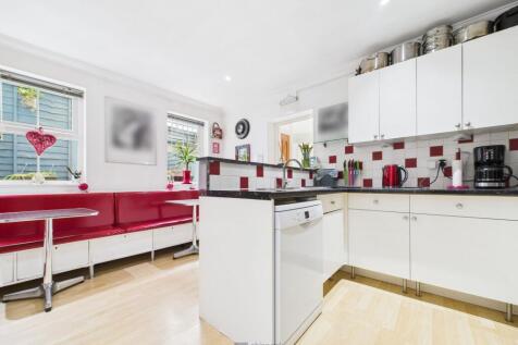 Kitchen/Dining Roon