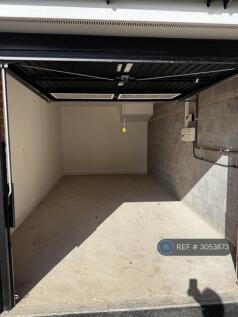 Large Garage Approx 6m x 3m
