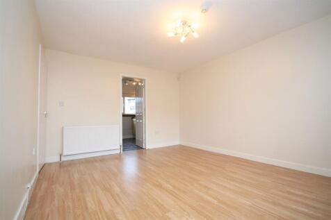 Forrester Court , Bright 2 Bed Unfurnished Apartment, Bishopbriggs - Available 29/06/2026 photo 3