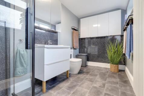 8- Rob Hammond EweMove Pontefract