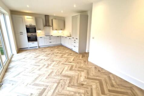 Blackmore Drive, Exeter photo 3