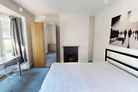 Student Digs - Sweet