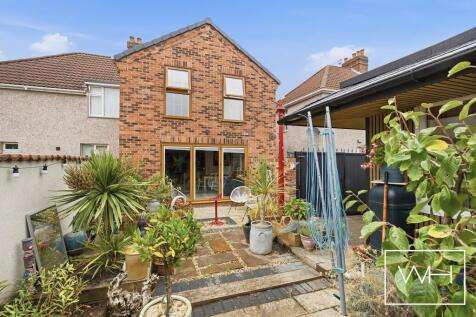 31 Rosslyn Crescent,