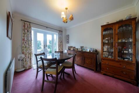 3 Sandbach Drive-009.jpg