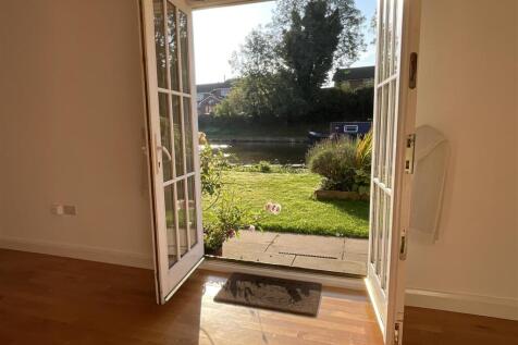 Beautiful canal side gardens