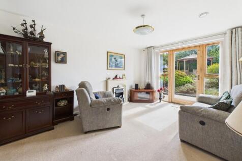 CAM02854G0-PR0442...