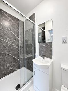 PE4 6HB, United Kingdom (Walton) photo 5