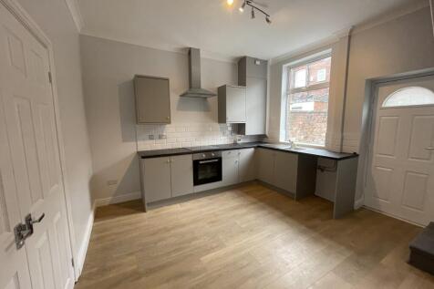 Marlborough Street, Ashton Under Lyne, Oldham photo 3