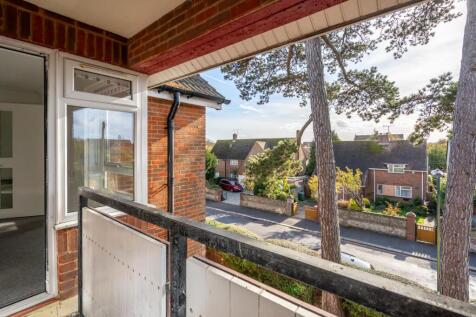Balcony 2.jpg