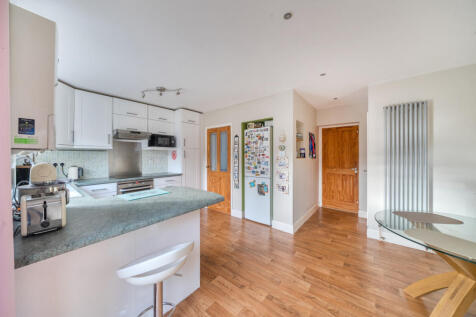 1392828-24-693ff9...