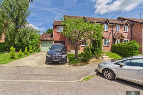 CAM02067G0-PR0305-STILL015.jpg