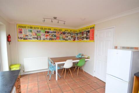 3 bed detached - FALMOUTH