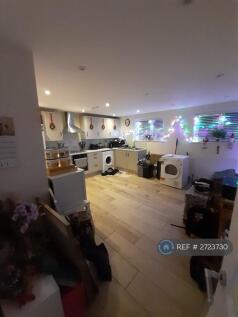 Open Plan Kitchen/Lounge