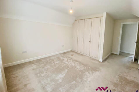 Paddock Road, Sandbach, CW11 photo 4