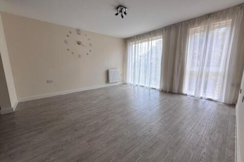 Monticello Way, Coventry, CV4 photo 3
