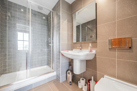 En Suite Shower R...