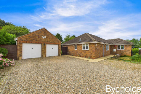 CAM05454G0-PR0030-STILL020