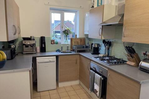 7 Kings Road North, Shrewsbury photo 3