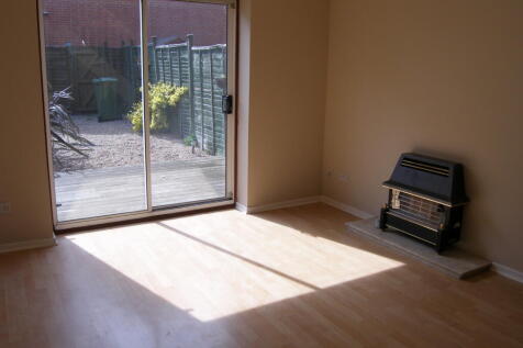 Conifer Grove, Leamington Spa photo 4