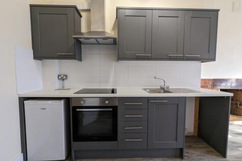 To Let - Second Floor Flat, Craft Court, Southport Town Centre - Studio Apartment photo 2