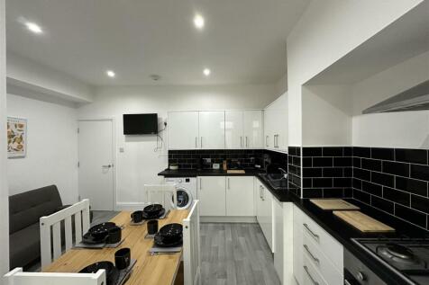 Communal Kitchen Living Area