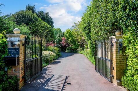 WHISTLER HOUSE EXTERNALS  (1).jpg