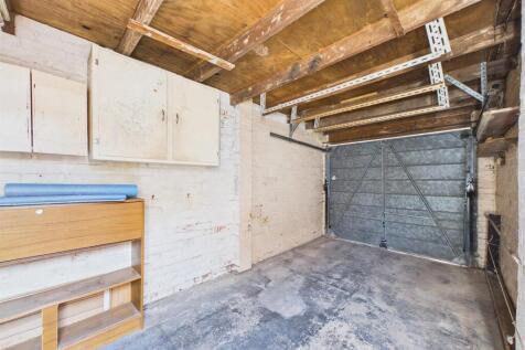 CAM03736G0-PR0298-STILL013.jpg