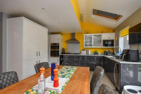 52 Henry Fowler Drive, Tettenhall photo 3