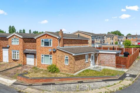 Ipswich, IP2 - property photo