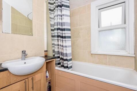 Bathroom (2).jpeg