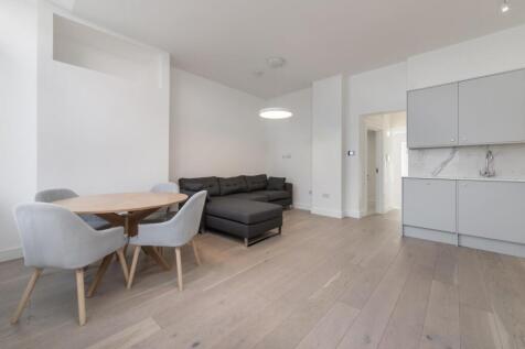 RECEPTION &amp; KITCHEN
