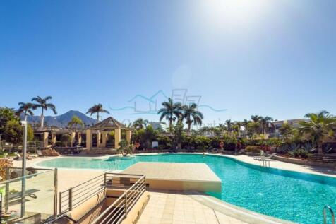 OASIS heated pool