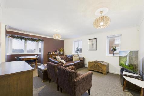 lounge 1.jpg