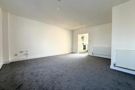 Green Lane, Rugeley, WS15 2AU photo 3