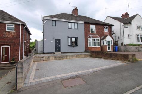 3-bed house on Eldon Street, Winshill, Burton upon Trent, DE15, £975/mo