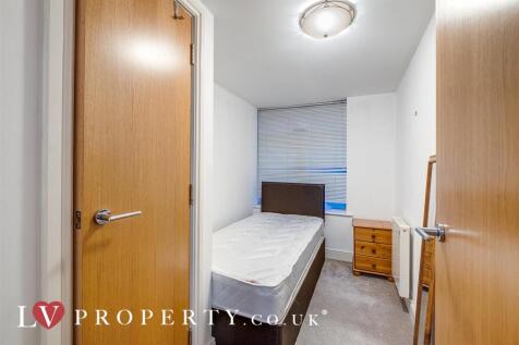 Full size Logo-8 (1)