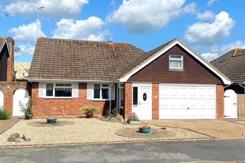 16 Eastergate - Front to use.jpg