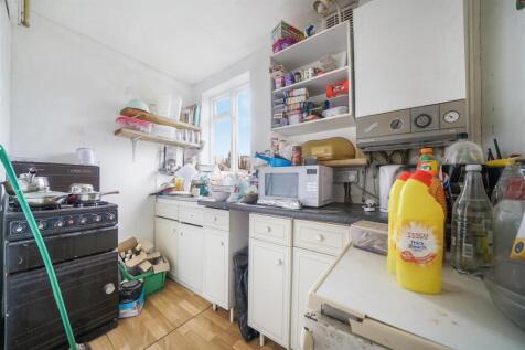 Kitchen room 6