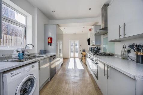 184 Fawcett Road, Southsea-PorticoMarketing-Nexa-1