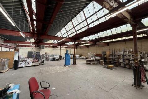 Light Industrial to rent Image 3